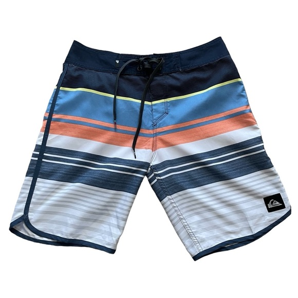 Quicksilver Eye Scallop 20" Men’s Boardshort  Shorts Swim Trunks - Picture 1 of 12